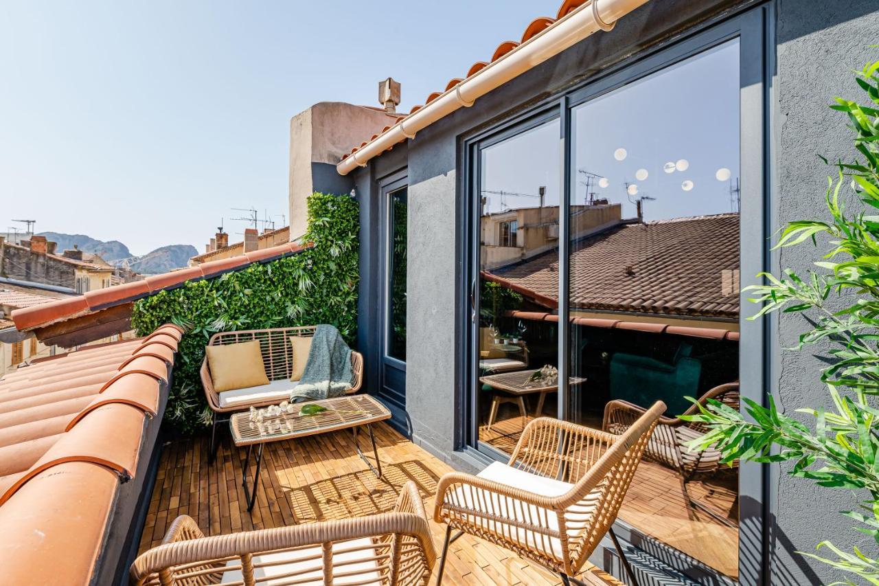 Loft En Ville - Duplex Terrasse Coeur Historique Avec Vue Degagee & Parking Souterrain Offert La Ciotat Exteriér fotografie